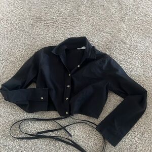 Hollister cropped button down top